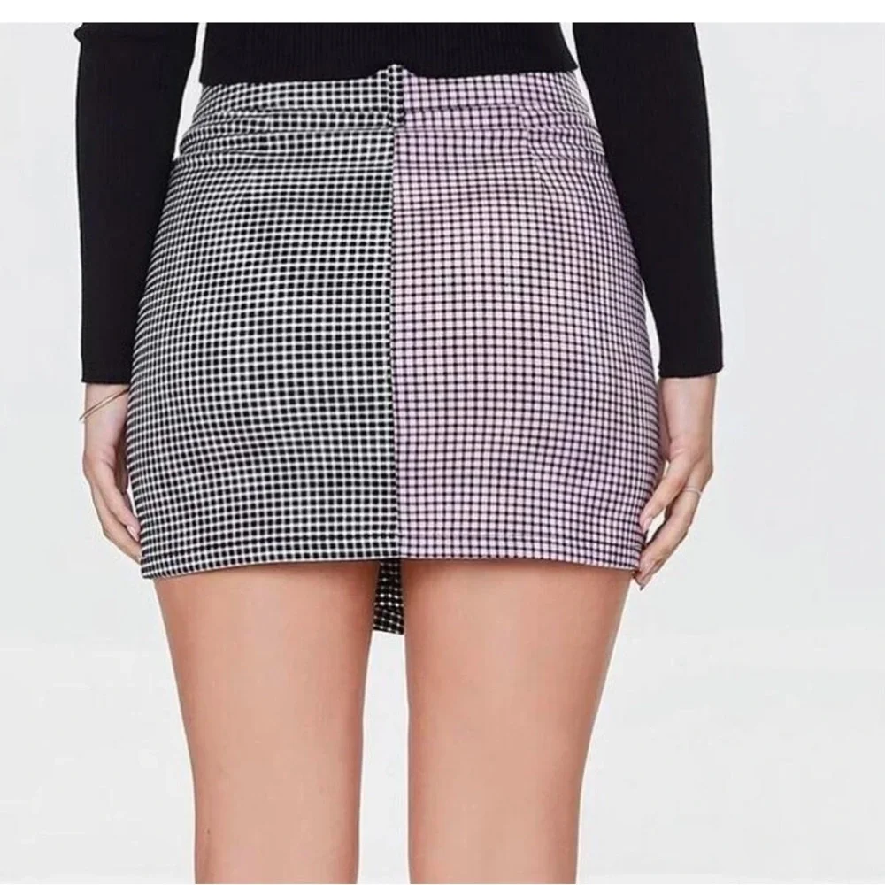 Colorblock Plaid Mini Skirt - Picture 3 of 5